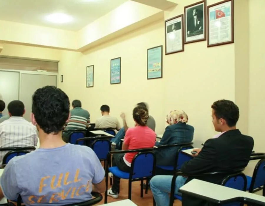 Güven Sürücü Kursu: Teorik ders salonu