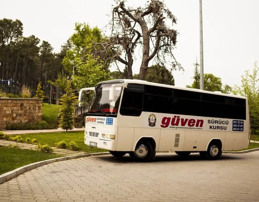Güven Sürücü Kursu: Otobüs eğitim aracımız